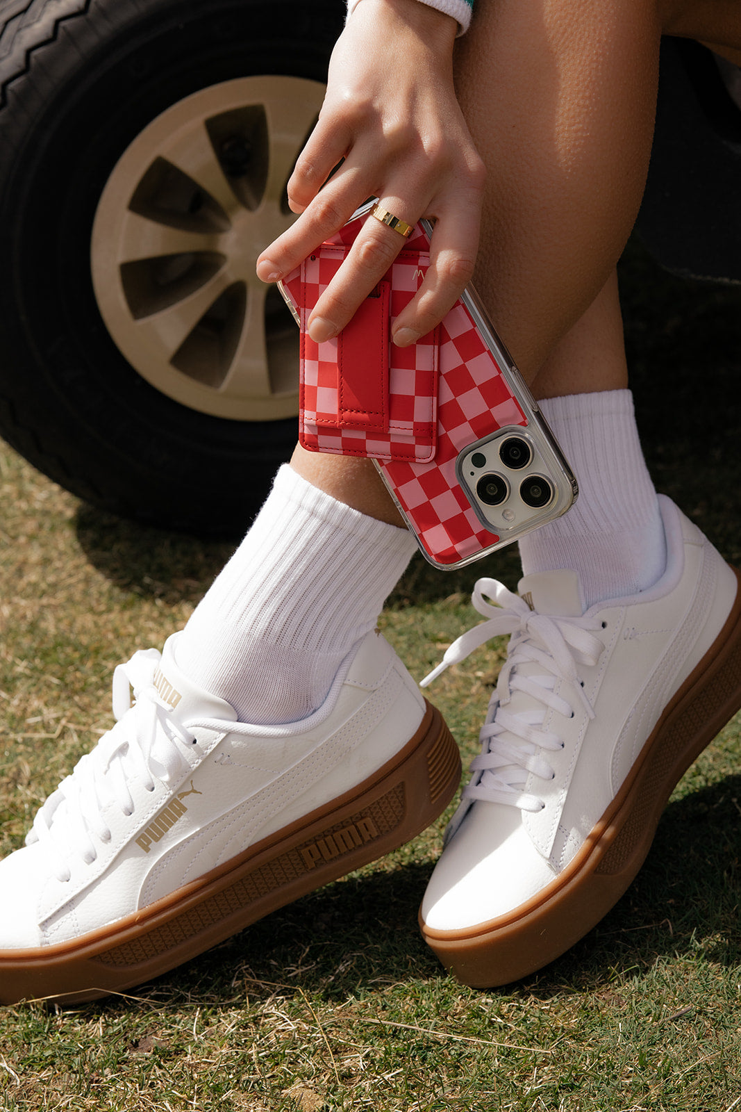 Raspberry Rush Magnetic Case